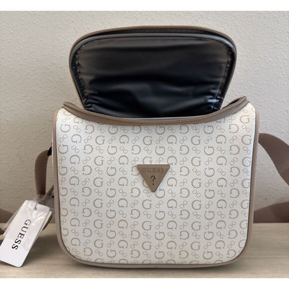 Guess V720069 White/Taupe Allover Logo Print Junction Travel Insulated Lunch Bag - Picture 10 of 12